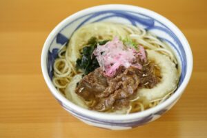 島の特産品で作られたオリジナル麺料理